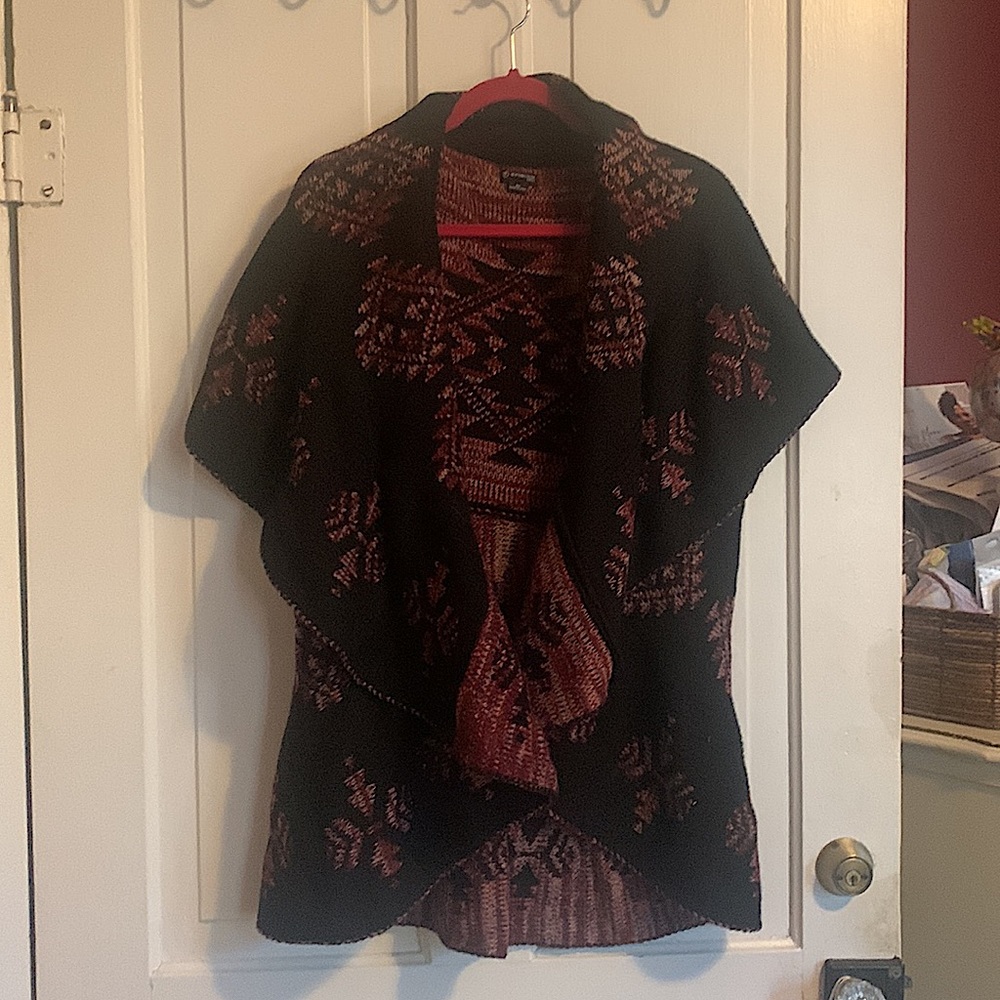New Directions Curvy Sweater Plus Sweater Size 3X -black and plum color